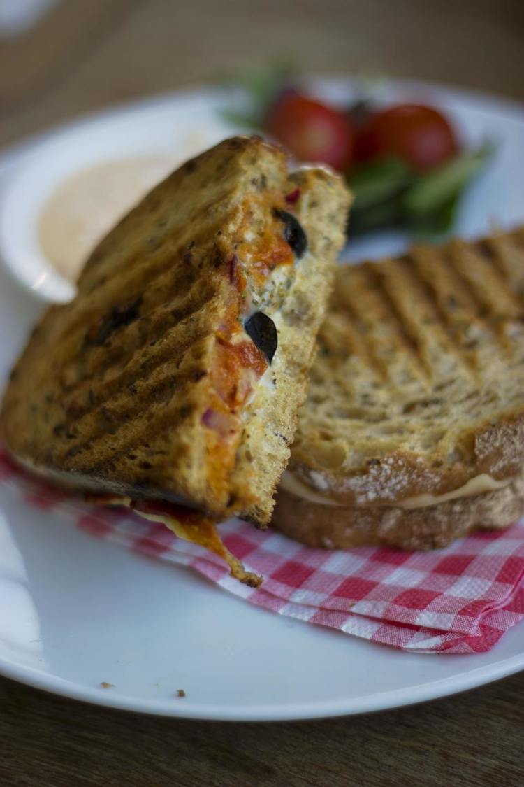 Grilled Cheese Toastie with Olives and Tomatoes